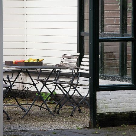 Fairytale Cottage In Nes Friesland With Garden Exteriér fotografie
