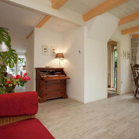 Fairytale Cottage In Nes Friesland With Garden Exteriér fotografie